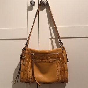 Fossil suede purse in yellow/gold ✨